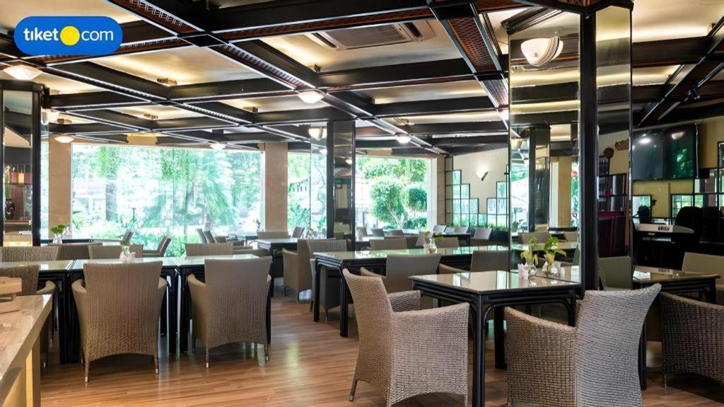 摄政公园酒店 玛琅 外观 照片